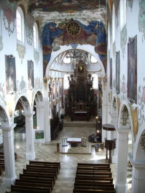 Biberach interiér kostela Sv. Martina