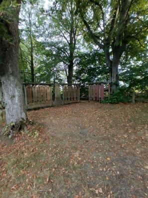 Ostbayerischer Jakobsweg vyhlídka a&nbsp;vzpomínky