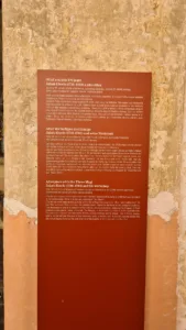 Chlum Sv Máří ambity oltář Svatých tří králů popis