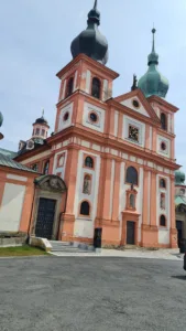 Chlum Sv Máří vstup do areálu