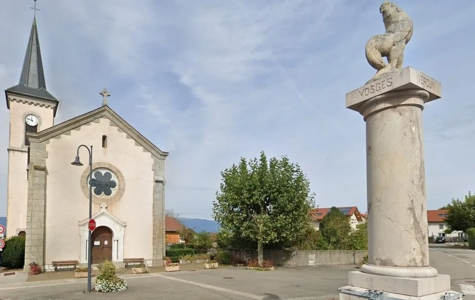 Kostel Église Saint-Laurent de Neydens 2