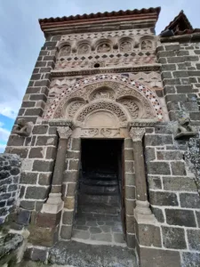 Le Puy en Velay La chapelle St-Michel-ďAiguilhe