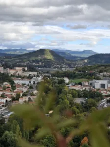 Le Puy en Velay La chapelle St-Michel-ďAiguilhe výhled