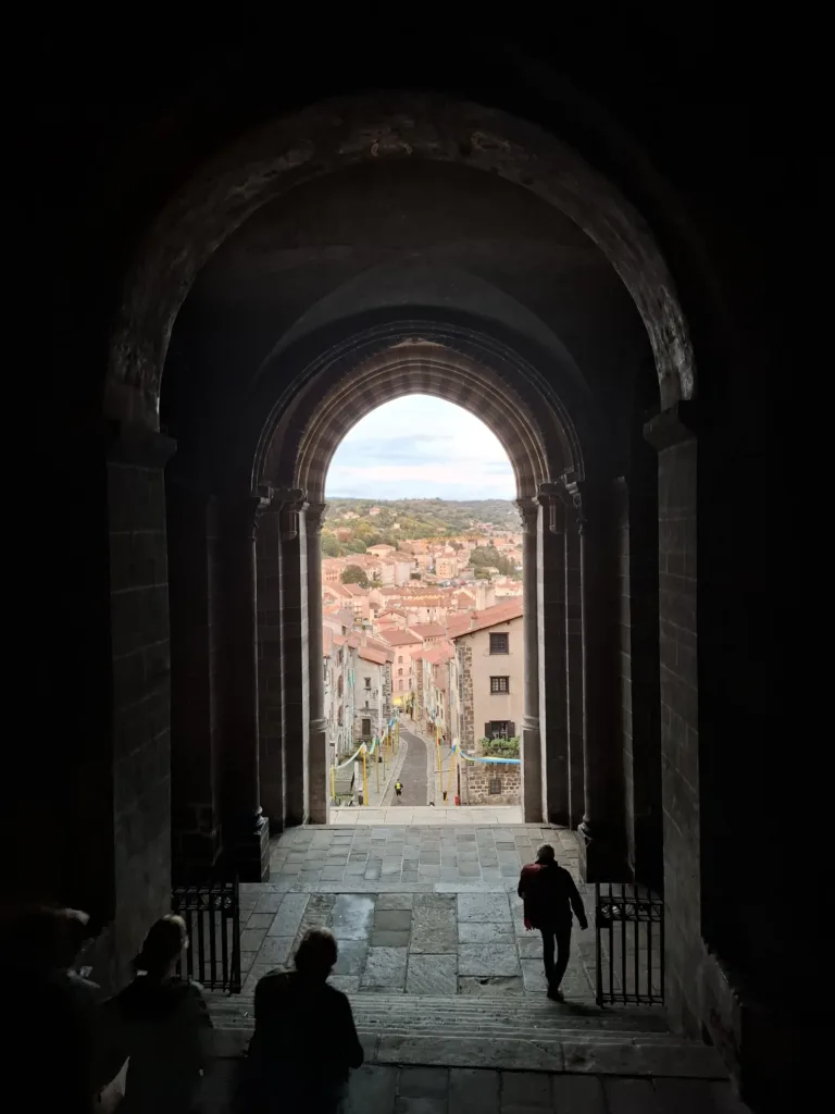 katedrála La Puy en Velay schodiště jsme na pouti