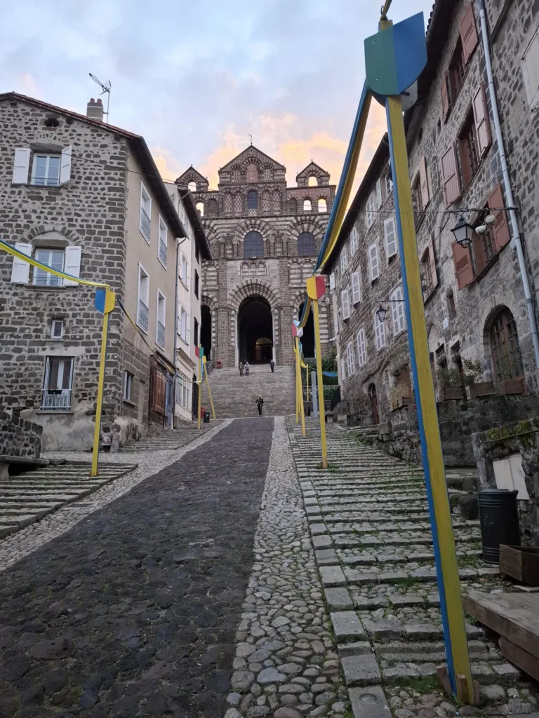 katedrála La Puy en Velay slavobrána