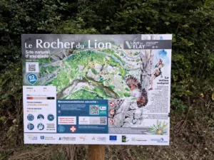 Rocher du Lion zabezpečené lezecké cesty