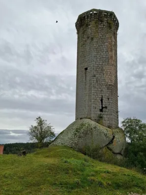 Věž v Château de la Clauze