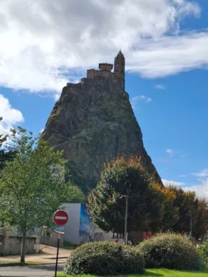 Le Puy en Velay kostel Sv. Michala