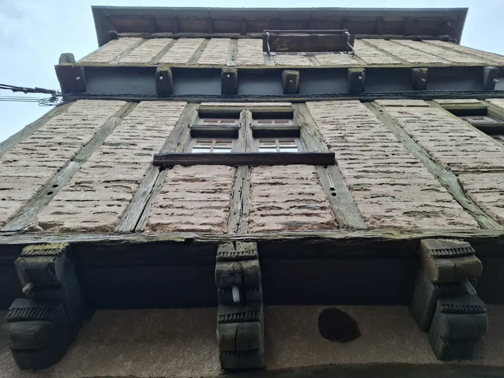 Conques středověký dům