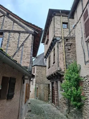 Conques