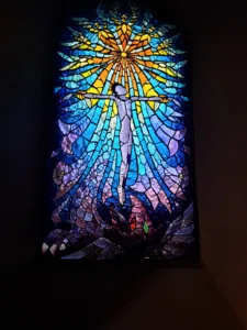 Noailhac kaple Sv. Rocha vitráž