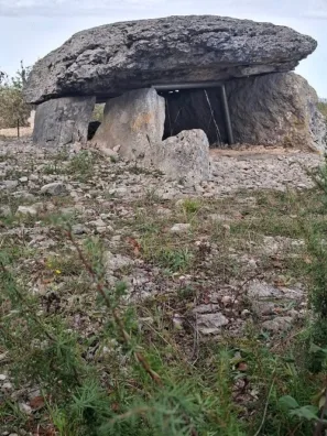 Dolmen po rekonstrukci