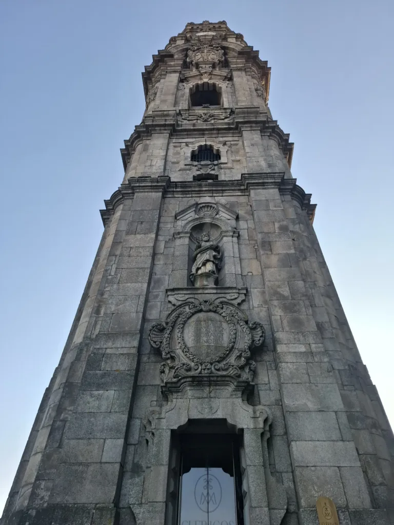 Porto věž kleriků