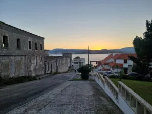 O Palomar přístaviště trajektů