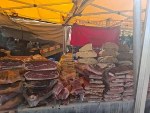 Vila de Condé trh