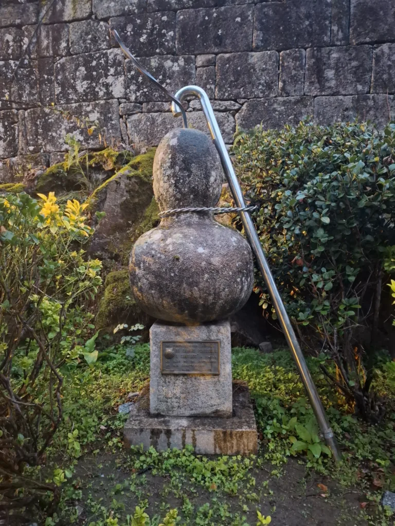 před Caldas de reis takeva hůl pro poutníka