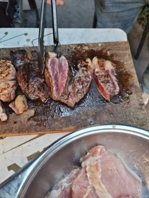 O Lagar de Jesus ňamka z grilu