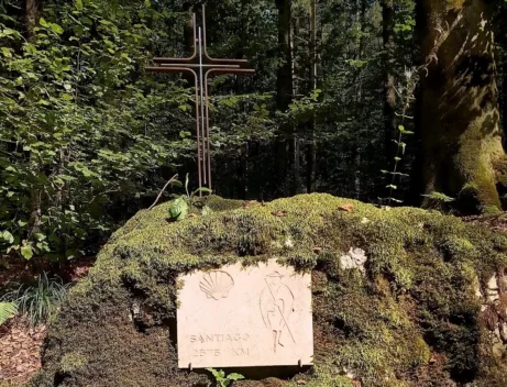 Pfünz kříž v lese