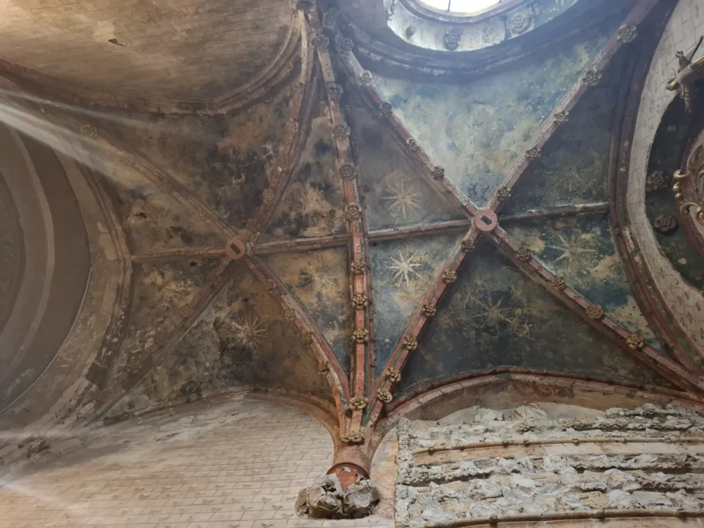 Cahors katedrála malovaná klenba