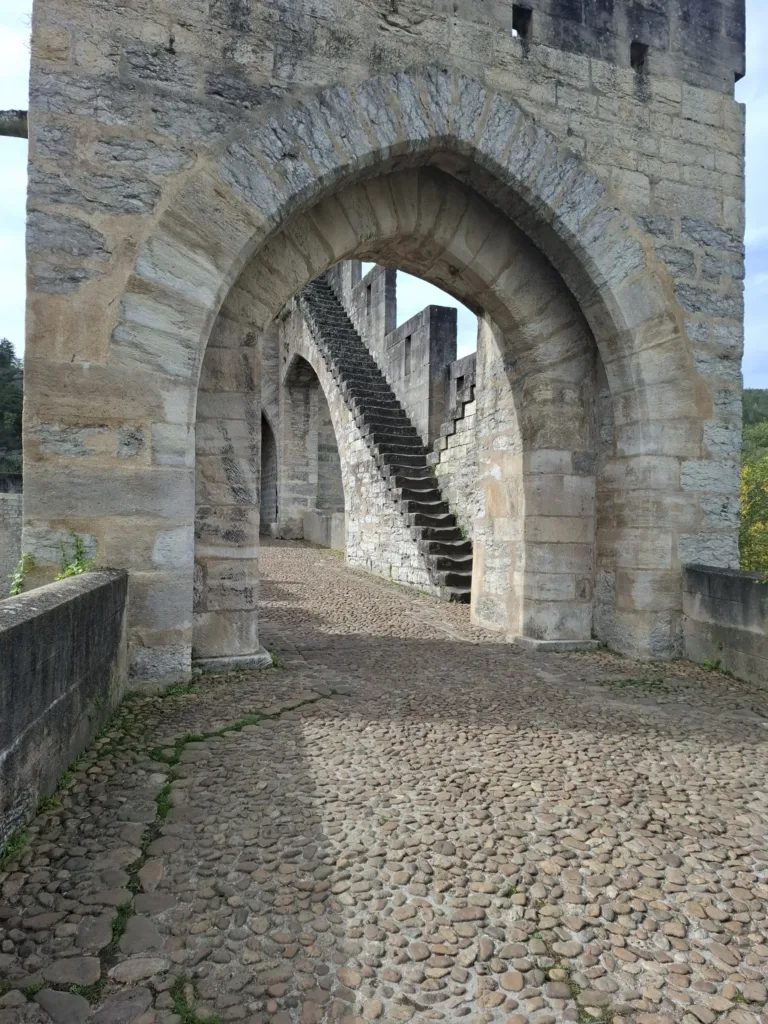 Cahors Ponte Valentré schody