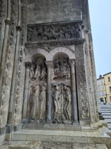 Klášter Sv. Petra Moissac portál pravá část