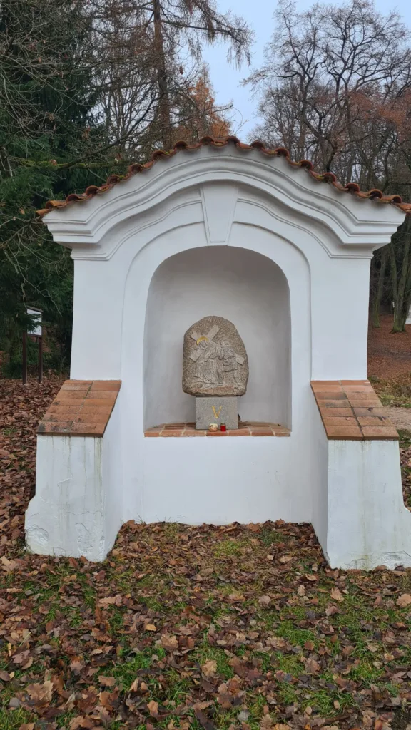 Křížová cesta Skalka u Mníšku pod Brdy