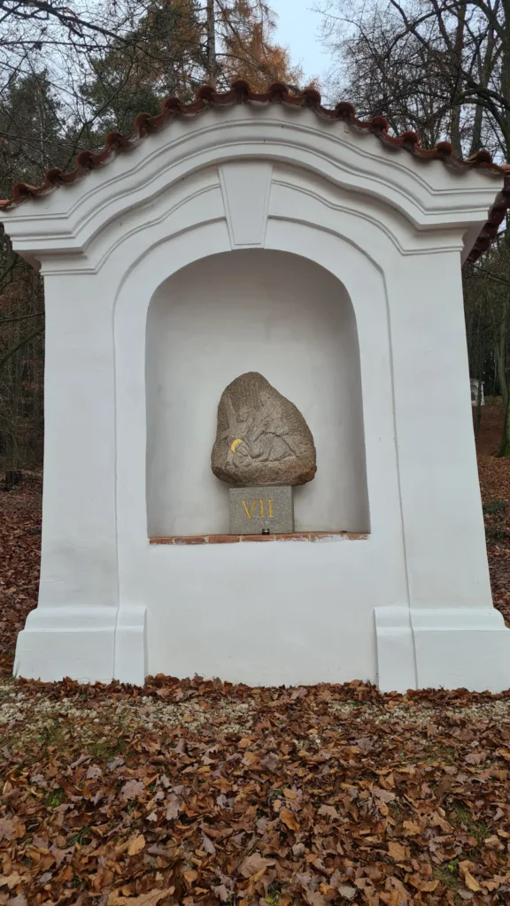 Křížová cesta Skalka u Mníšku pod Brdy