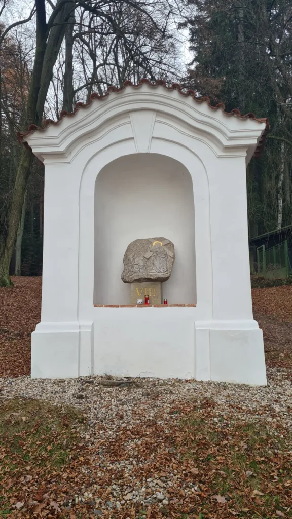 Křížová cesta Skalka u Mníšku pod Brdy