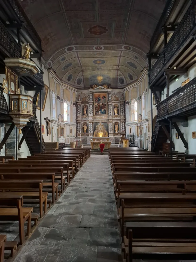 Eglise Saint-Étienne d'Espelette interier