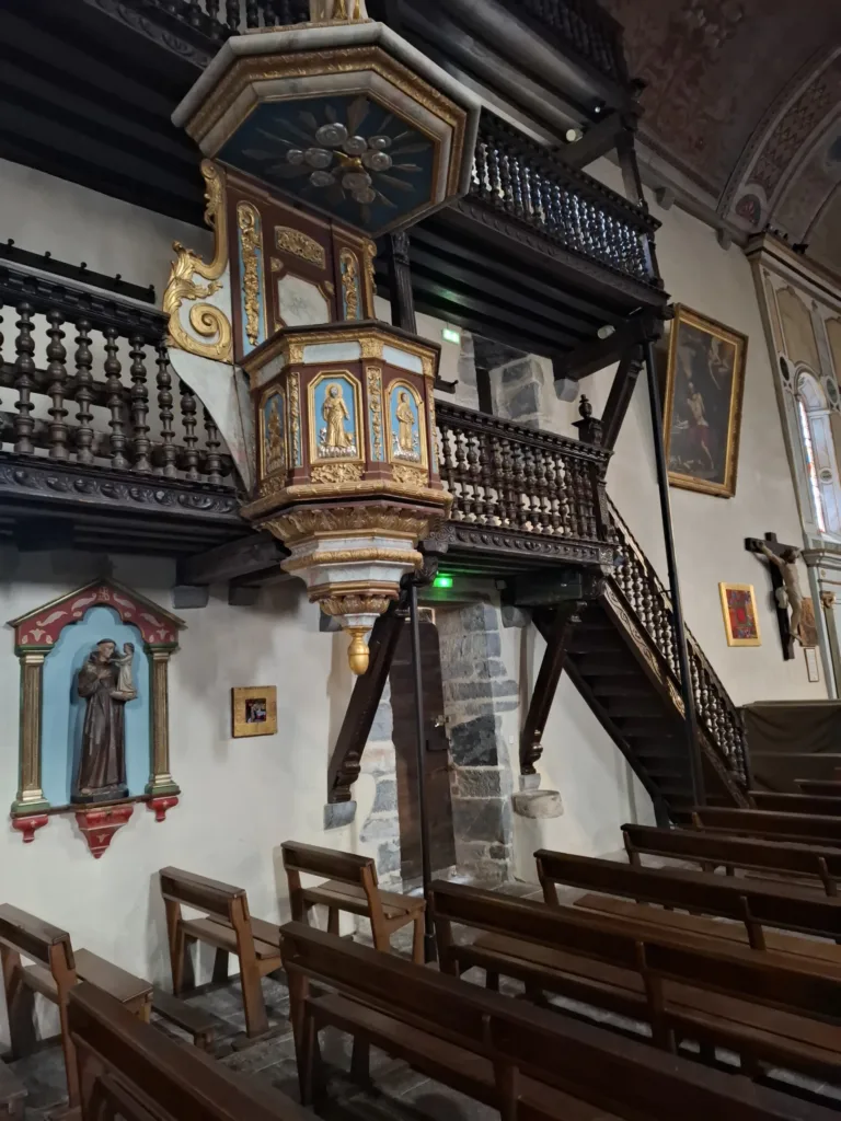 Eglise Saint-Étienne d'Espelette kazatelna