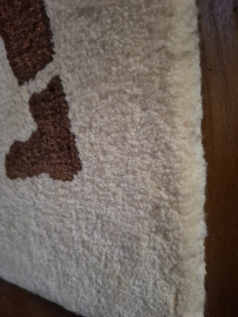 Espelette maiere tkaný poutník detail