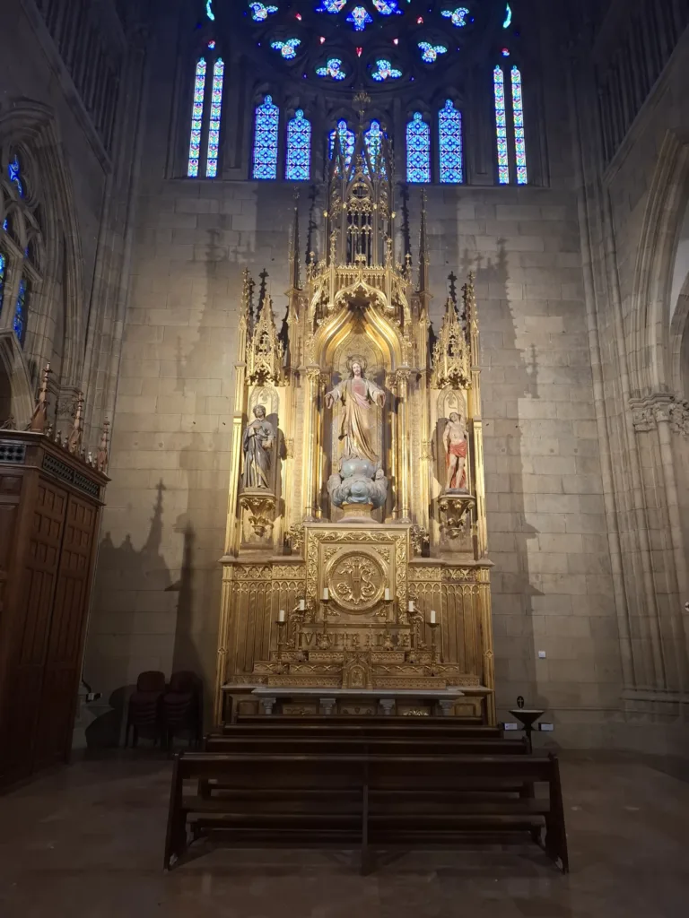 Catedral del Buen Pastor oltář