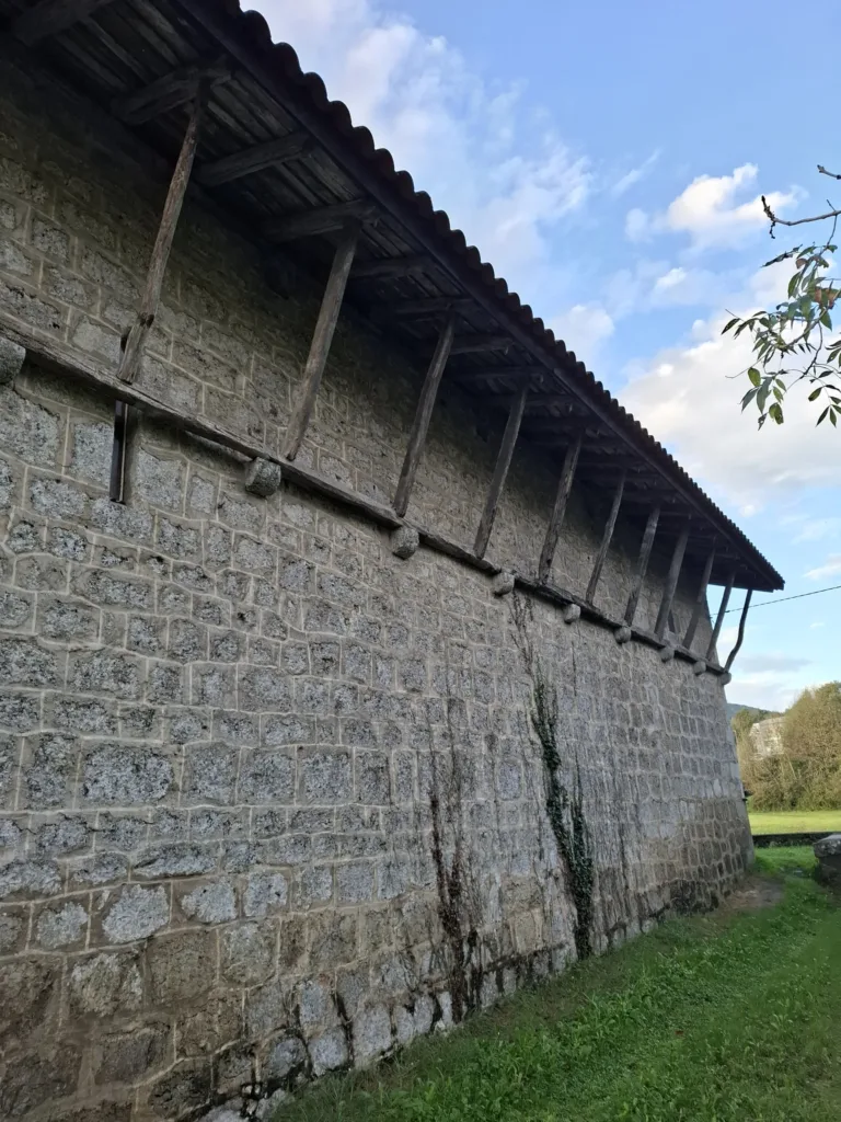 Ziortza-Bolibar stodola strešní podpěry