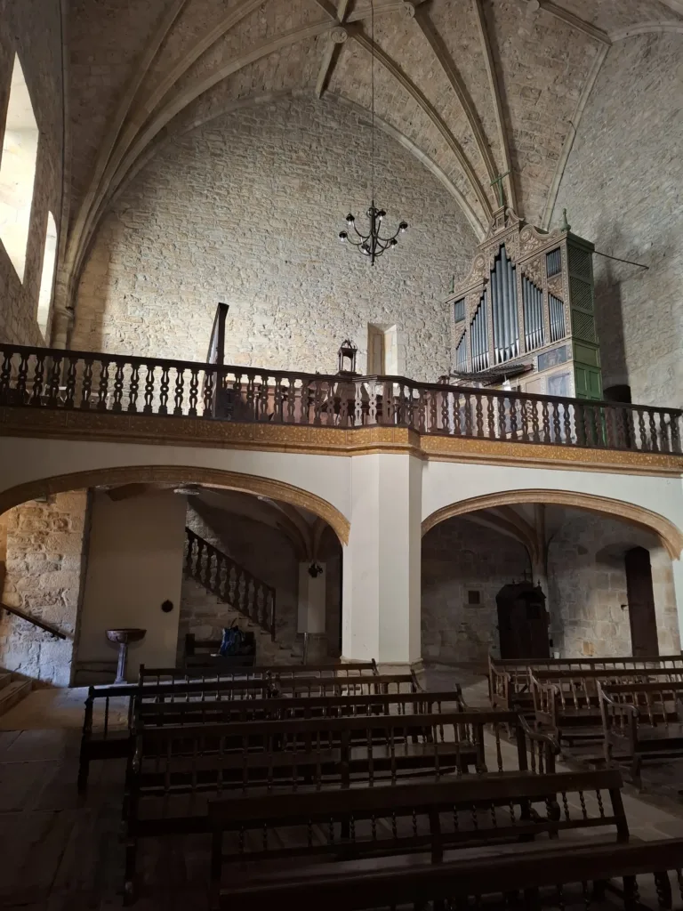 Eliza Zenarruzako Santa Maria Colegiata kruchta