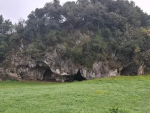 Asturie jeskyně Pendueles