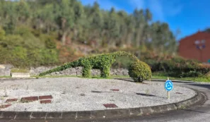 Ribadesella kruháč brontosaurus