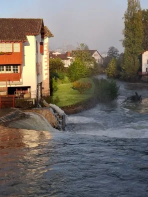 Saint Jean Pied de Port La Nive