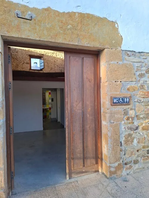 Veřejné záchody Guernica