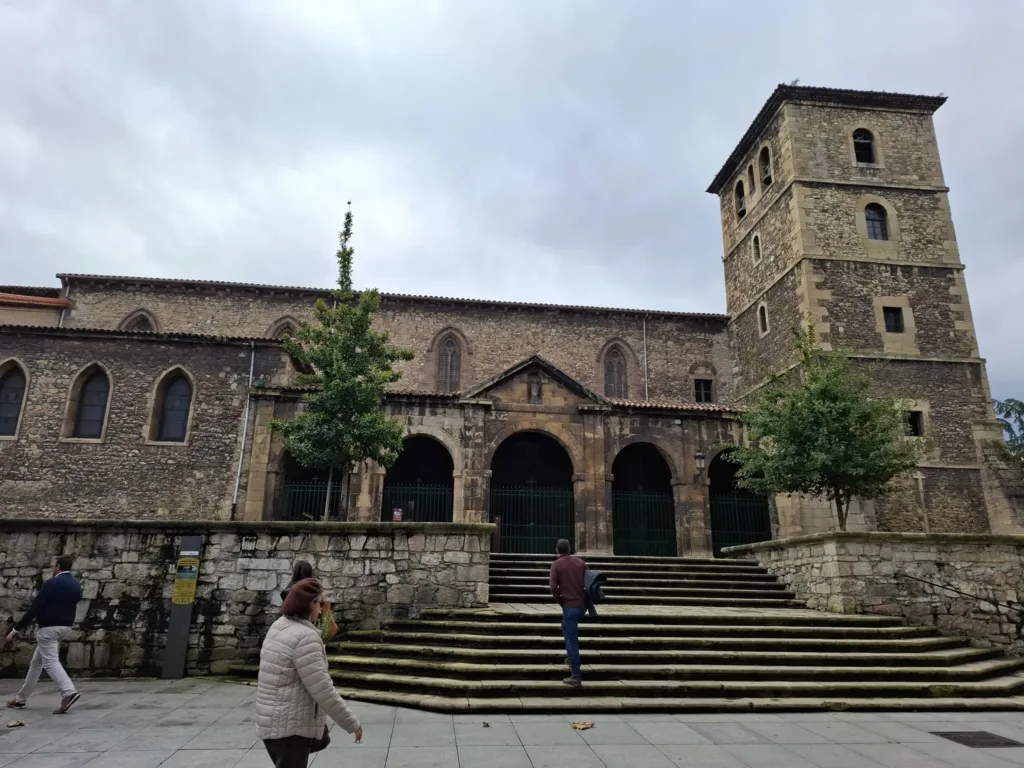 Aviles Iglesia de San Francisco