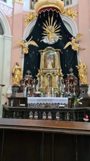 Chlum-Sv.-Mari-Pana-Maria-z-oresi-ovalna-kaple